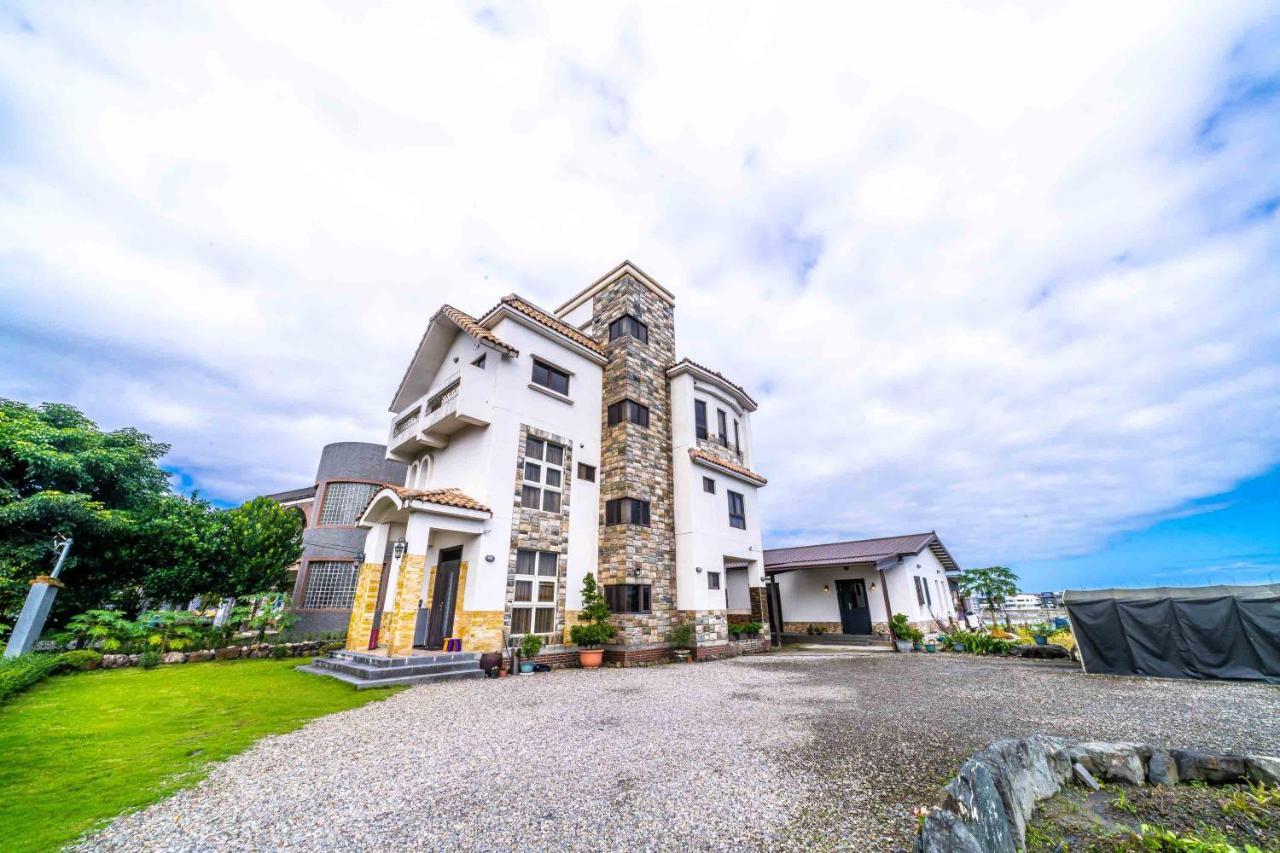 Affittacamere Aurora Castle Luodong Esterno foto